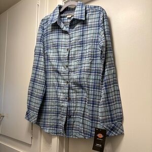 NWT Dickie’s for women blue flannel - size small